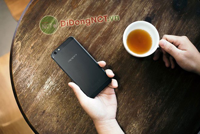 oppo-f1-s-den-nham-bat-ngo-ban-chay
