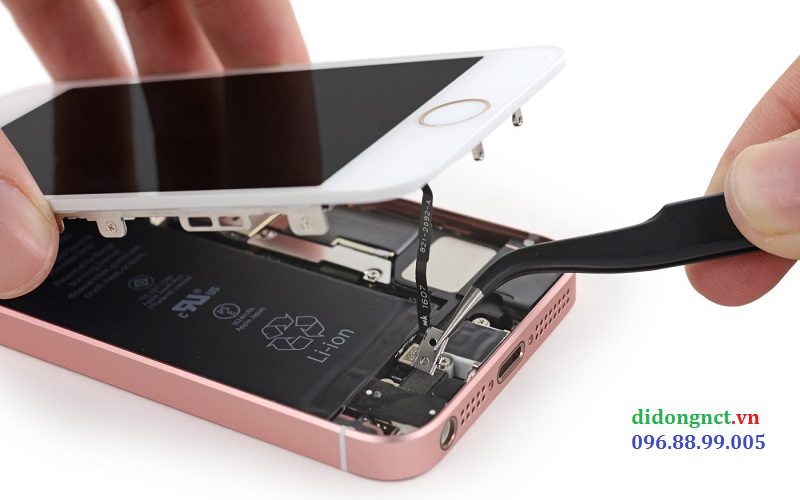 thay màn hình iphone tại quận phú nhuận