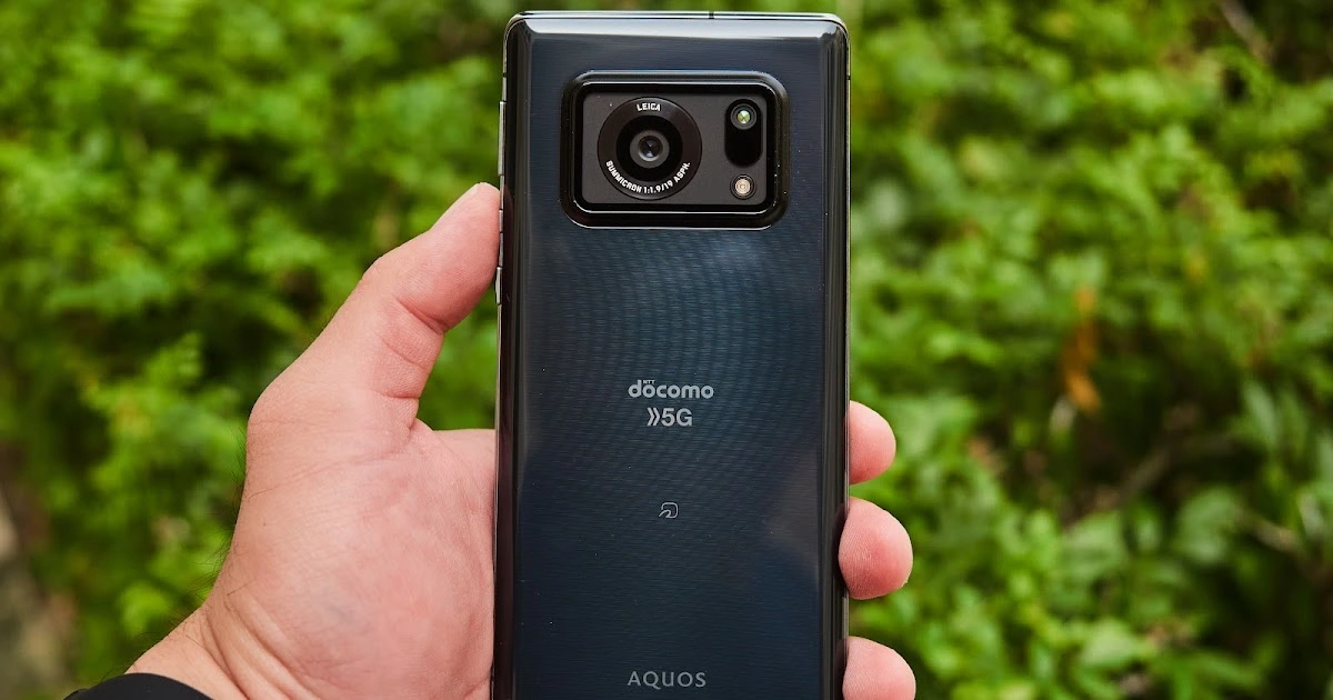 Điện thoại Sharp Aquos R6 cũ giá rẻ tại TP.HCM, pin trâu.