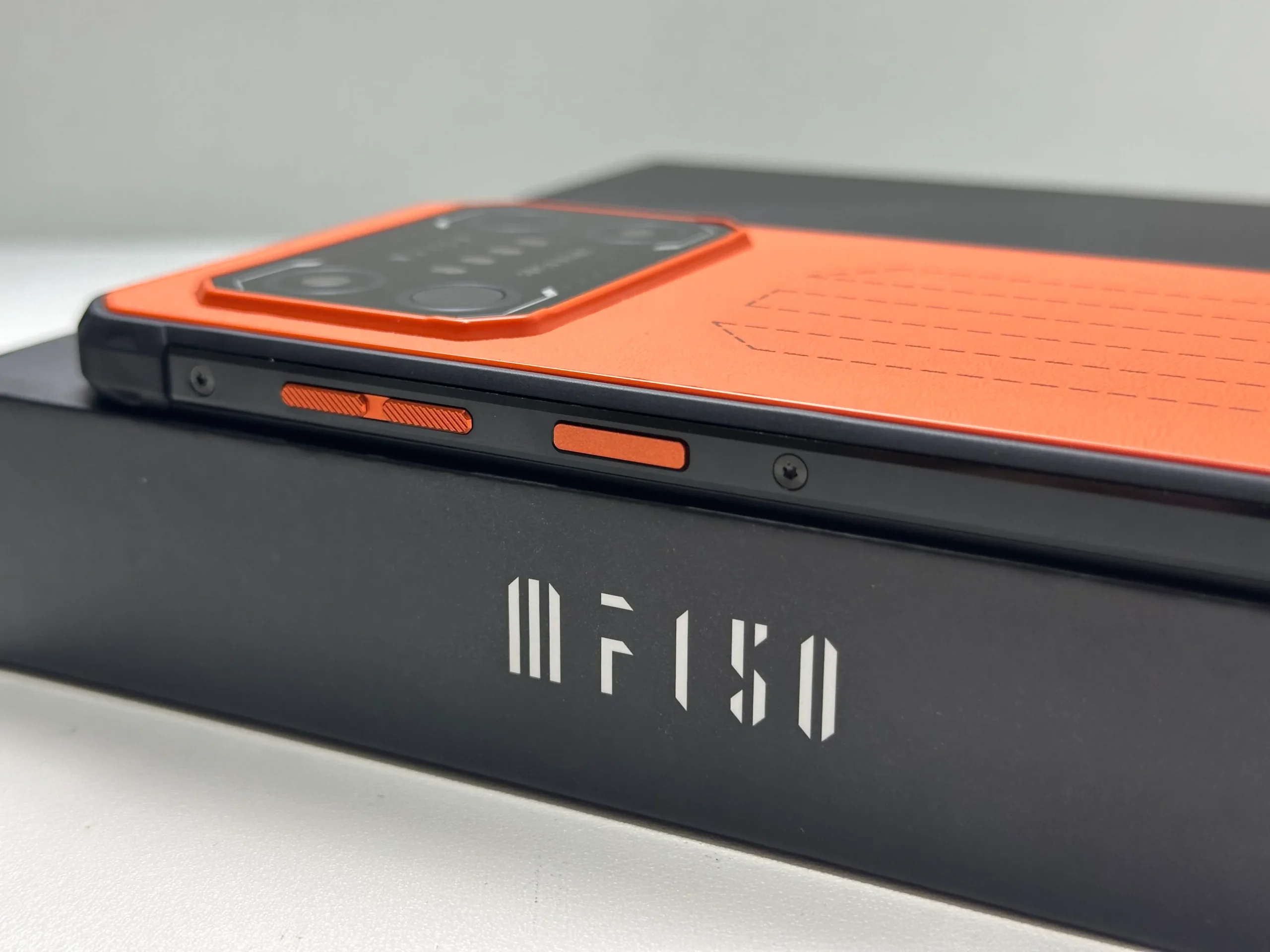 Điện thoại Oukitel IIIF150 Air1 Ultra New Fullbox